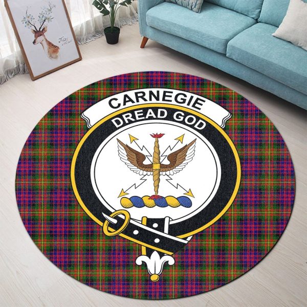 Carnegie Modern Tartan Crest Round Rug For Sale