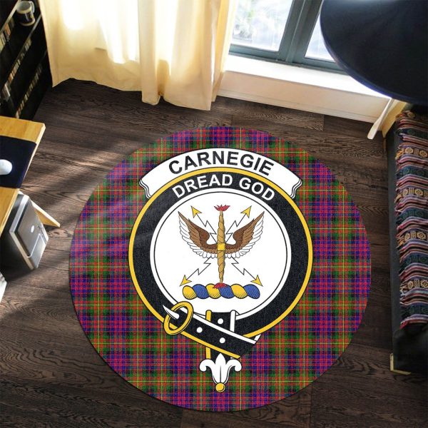 Carnegie Modern Tartan Crest Round Rug For Sale - Image 3