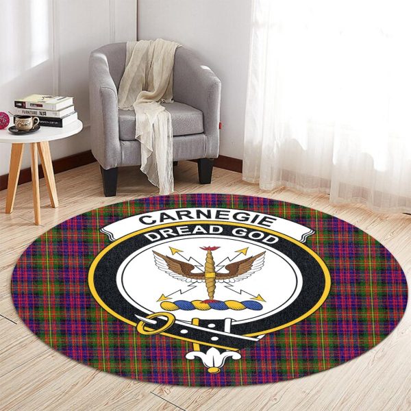 Carnegie Modern Tartan Crest Round Rug For Sale - Image 2